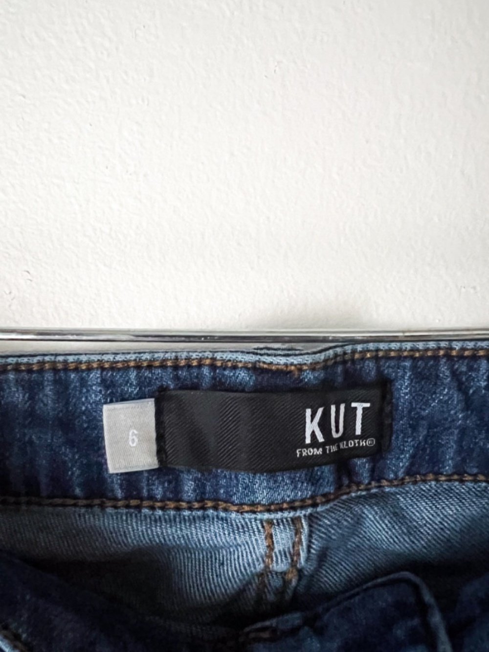 KUT from the Kloth Kelsey Ankle Flare Jeans | Raw Hem Cropped Boho Western - Picture 3 of 7
